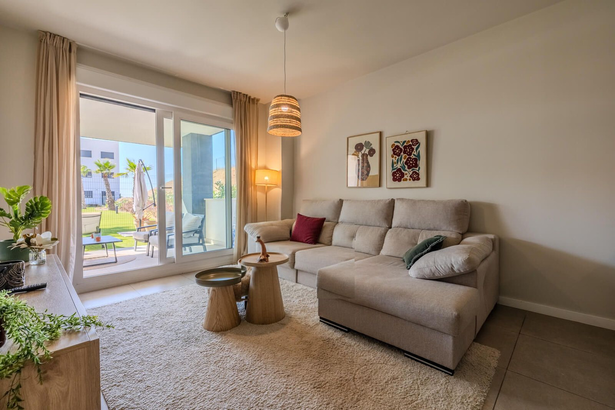3 Bed Apartment for sale in Estepona Costa Del Sol, Málaga, Spain