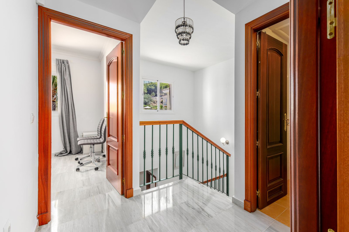 3 Bed Townhouse for sale in Alhaurin Golf Costa Del Sol, Málaga, Spain