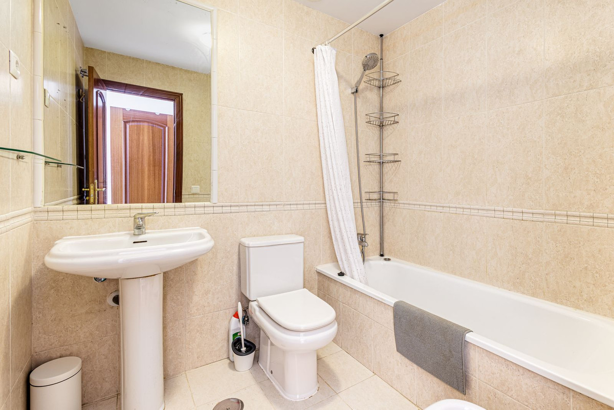 3 Bed Townhouse for sale in Alhaurin Golf Costa Del Sol, Málaga, Spain
