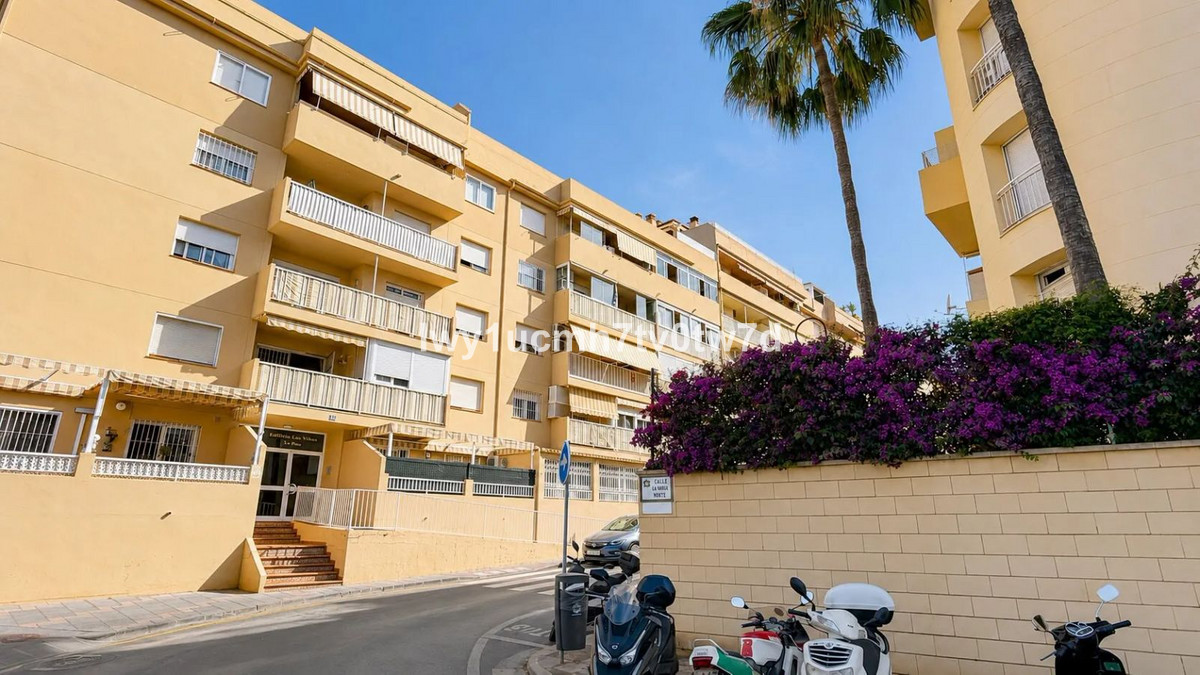 Se vende Apartamento Planta Media de 3 dormitorios en Costa Del Sol, Málaga, España