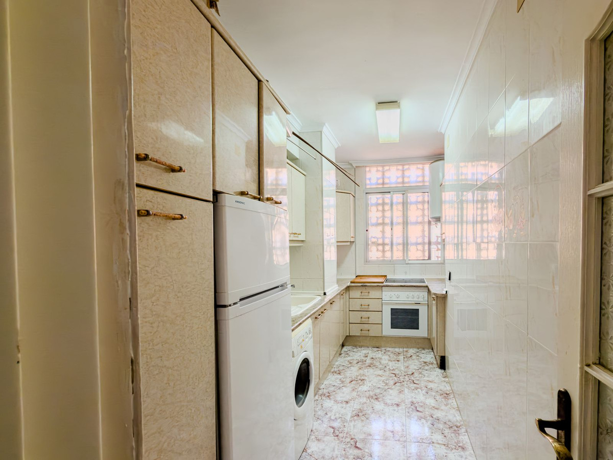 Se vende Apartamento Planta Media de 3 dormitorios en Costa Del Sol, Málaga, España