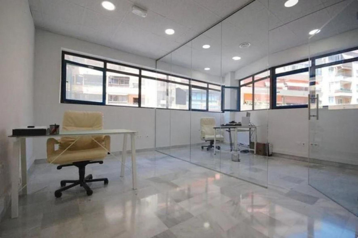 Se vende Oficina  en Costa Del Sol, Málaga, España