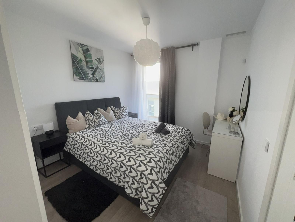 Se vende Apartamento en Planta Última de 2 dormitorios en Costa Del Sol, Málaga, España