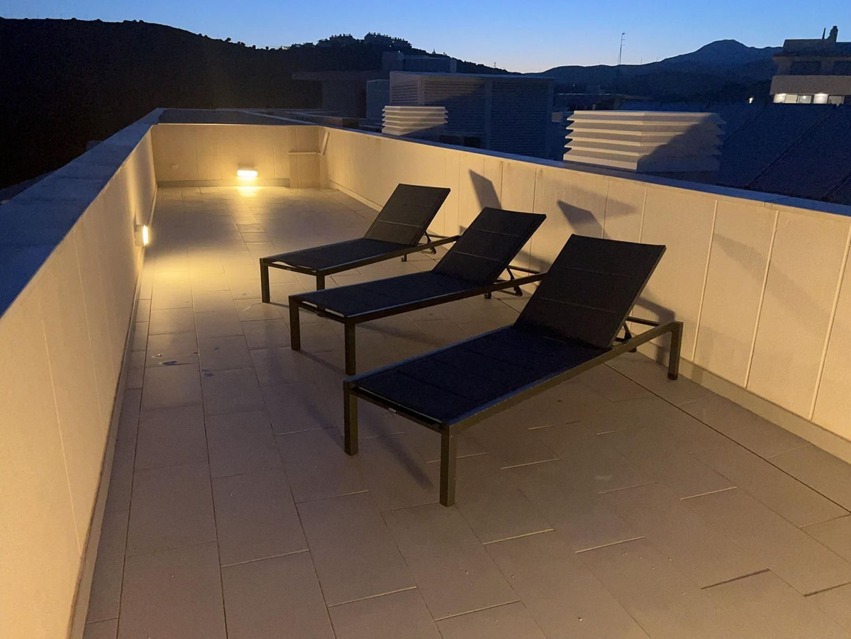 Se vende Apartamento en Planta Última de 2 dormitorios en Costa Del Sol, Málaga, España