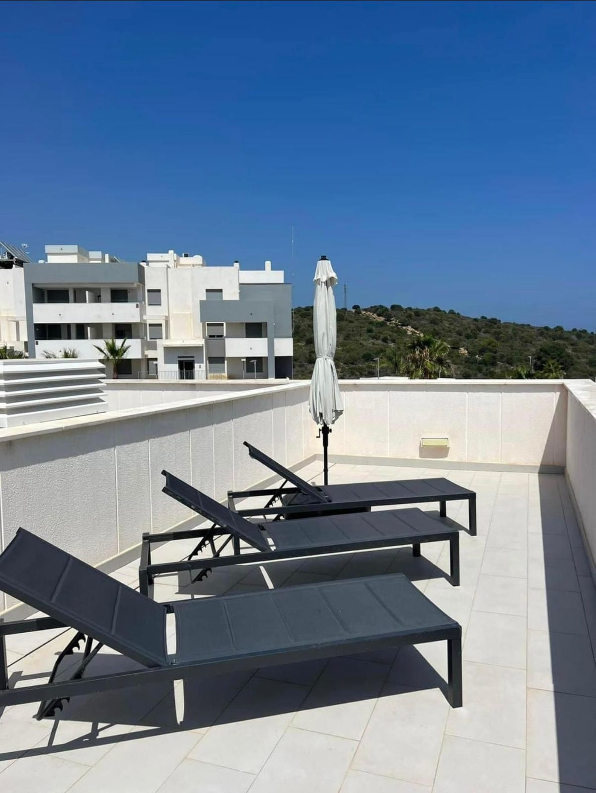 Se vende Apartamento en Planta Última de 2 dormitorios en Costa Del Sol, Málaga, España