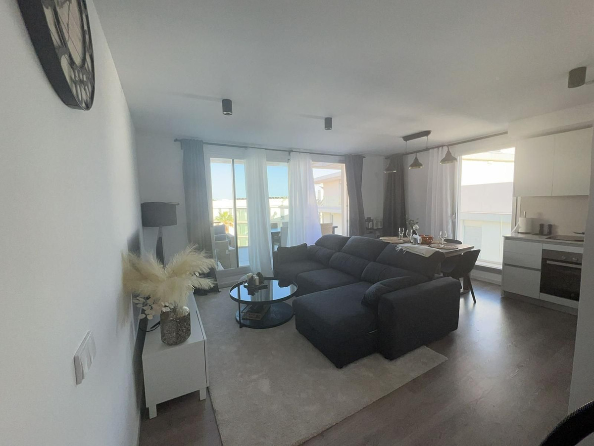 Se vende Apartamento en Planta Última de 2 dormitorios en Costa Del Sol, Málaga, España