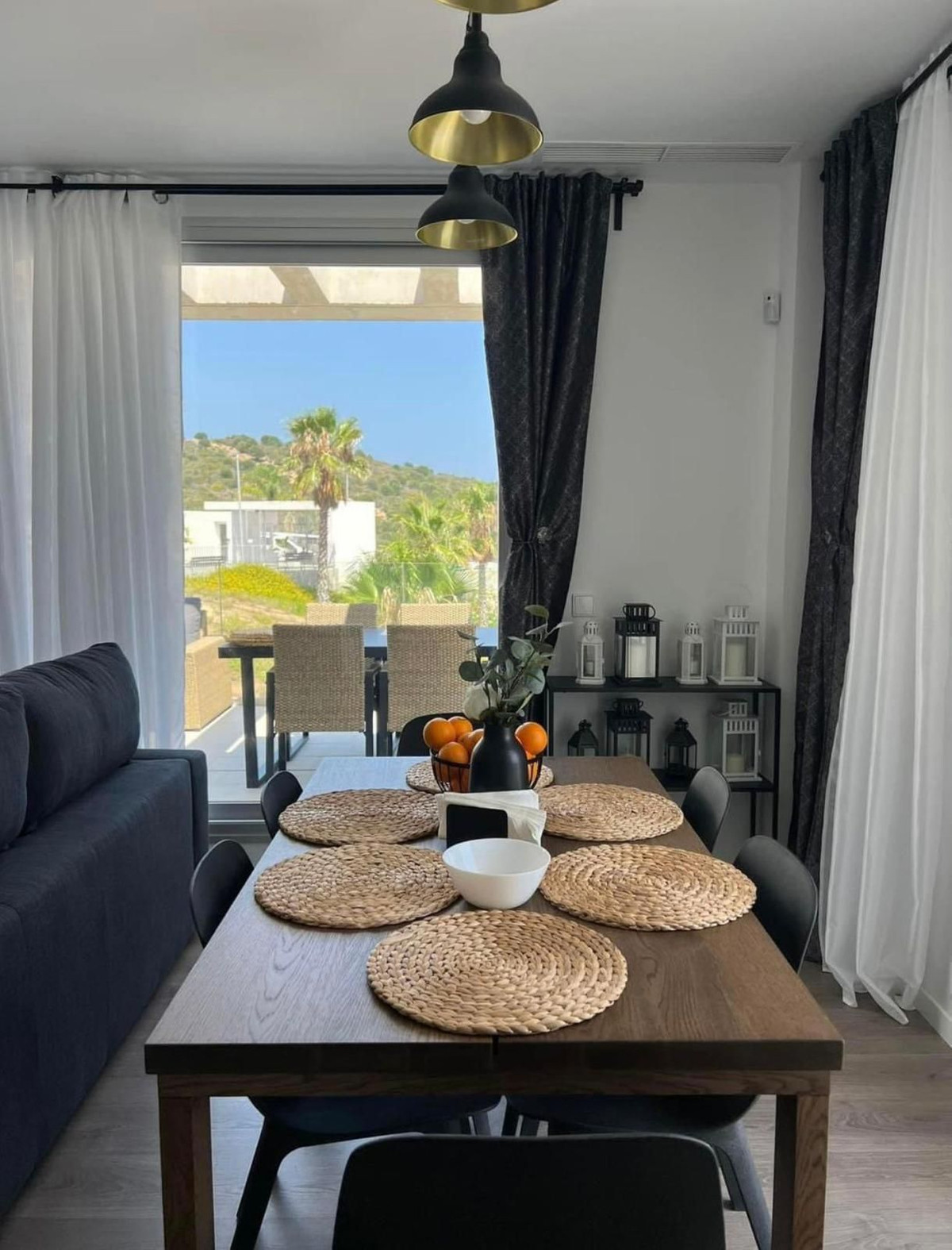 Se vende Apartamento en Planta Última de 2 dormitorios en Costa Del Sol, Málaga, España