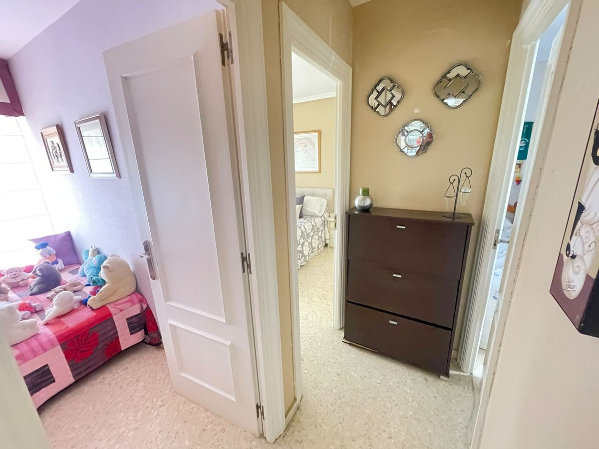 Se vende Apartamento en Planta Última de 3 dormitorios en Costa Del Sol, Málaga, España