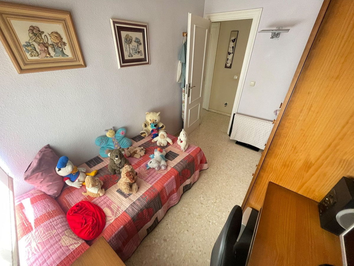 Se vende Apartamento en Planta Última de 3 dormitorios en Costa Del Sol, Málaga, España
