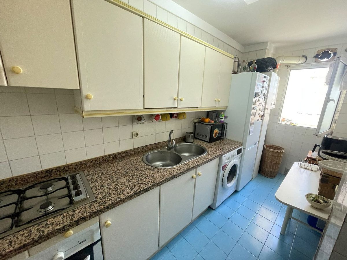 Se vende Apartamento en Planta Última de 3 dormitorios en Costa Del Sol, Málaga, España