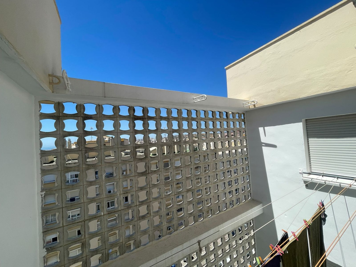 Se vende Apartamento en Planta Última de 3 dormitorios en Costa Del Sol, Málaga, España