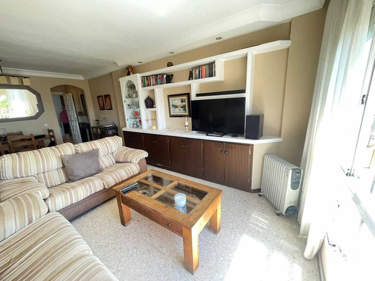Se vende Apartamento en Planta Última de 3 dormitorios en Costa Del Sol, Málaga, España