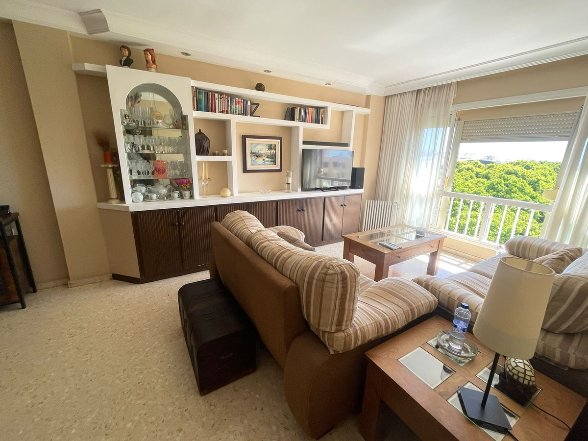 Se vende Apartamento en Planta Última de 3 dormitorios en Costa Del Sol, Málaga, España