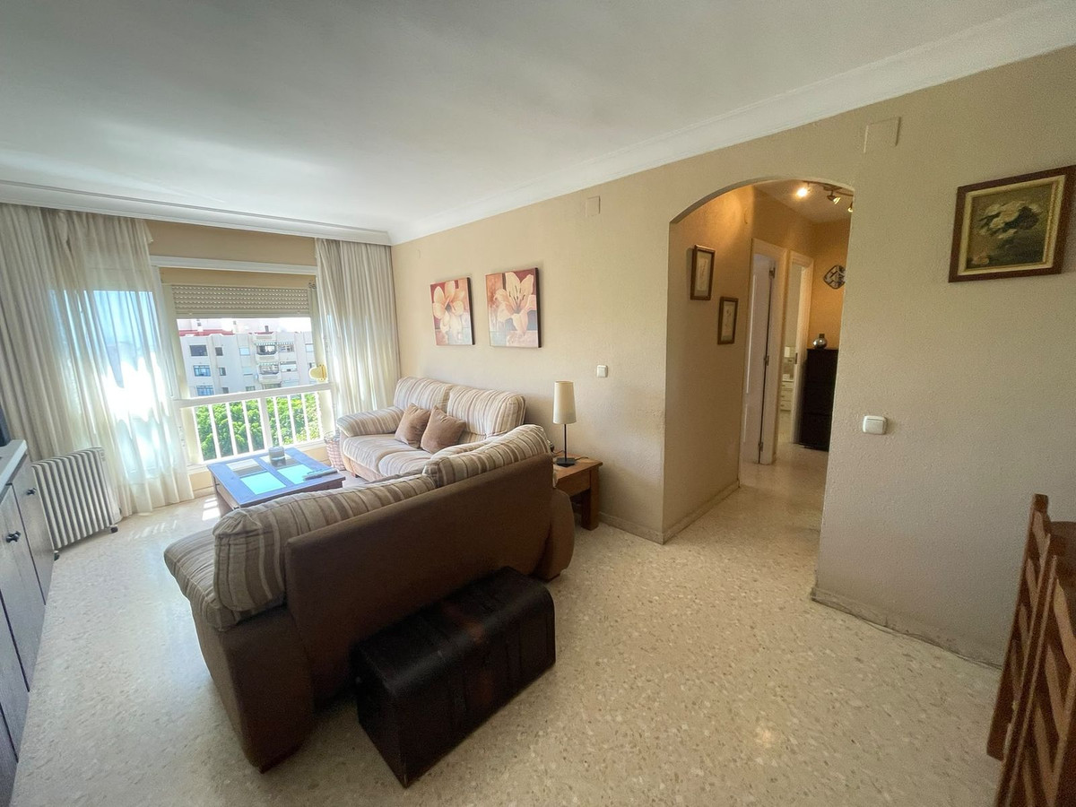 Se vende Apartamento en Planta Última de 3 dormitorios en Costa Del Sol, Málaga, España