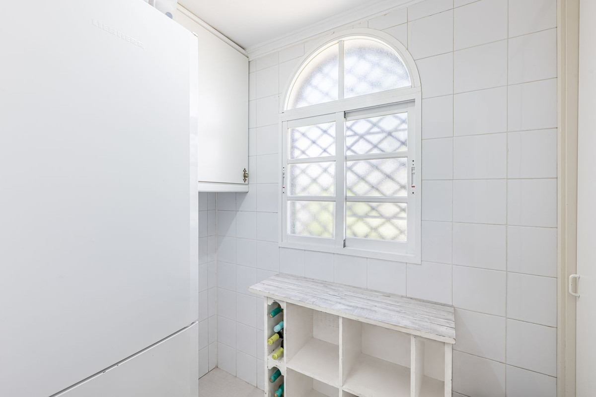 Se vende Pareada de 3 dormitorios en Costa Del Sol, Málaga, España