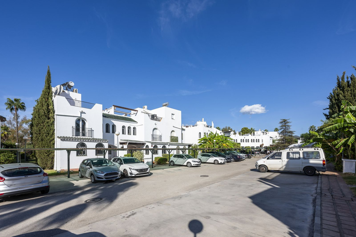 Se vende Pareada de 3 dormitorios en Costa Del Sol, Málaga, España