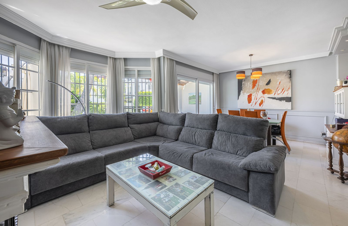 Se vende Pareada de 3 dormitorios en Costa Del Sol, Málaga, España