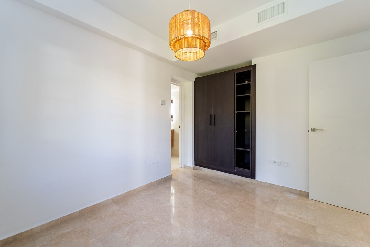 5 Bed Townhouse for sale in El Rosario Costa Del Sol, Málaga, Spain