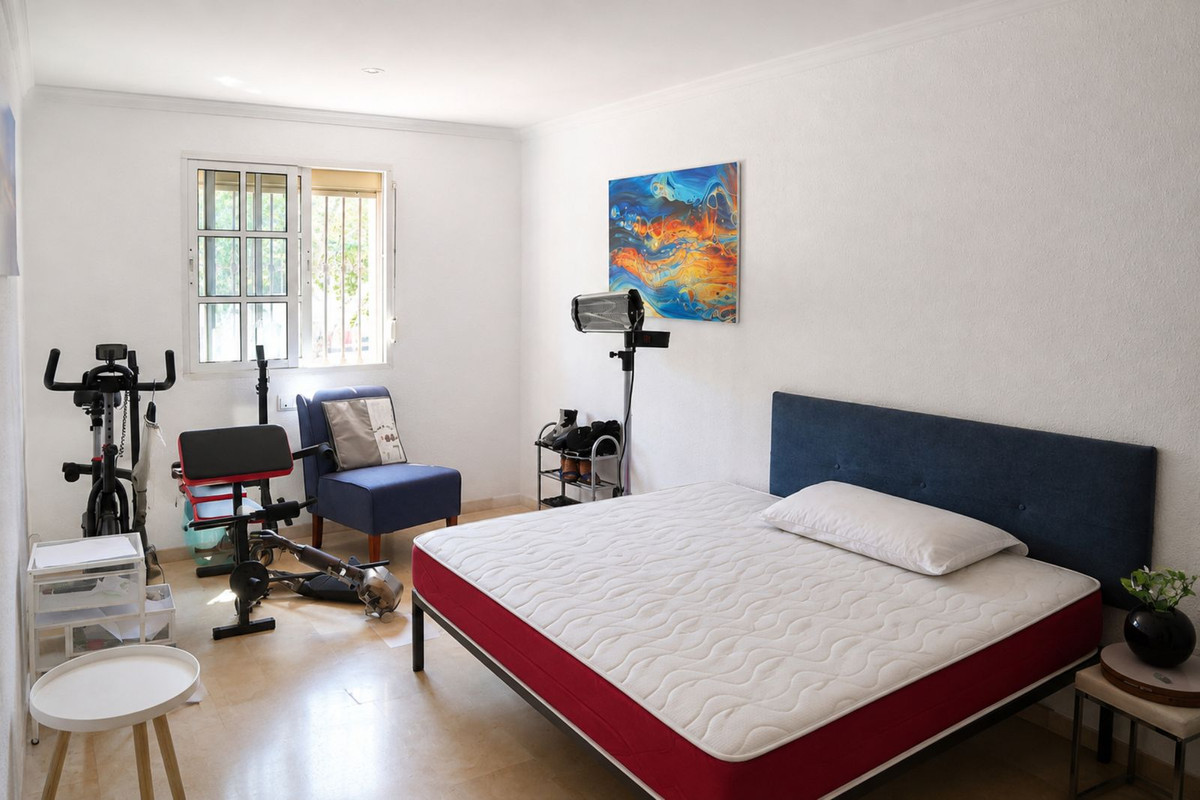 5 Bed Townhouse for sale in Marbella Costa Del Sol, Málaga, Spain