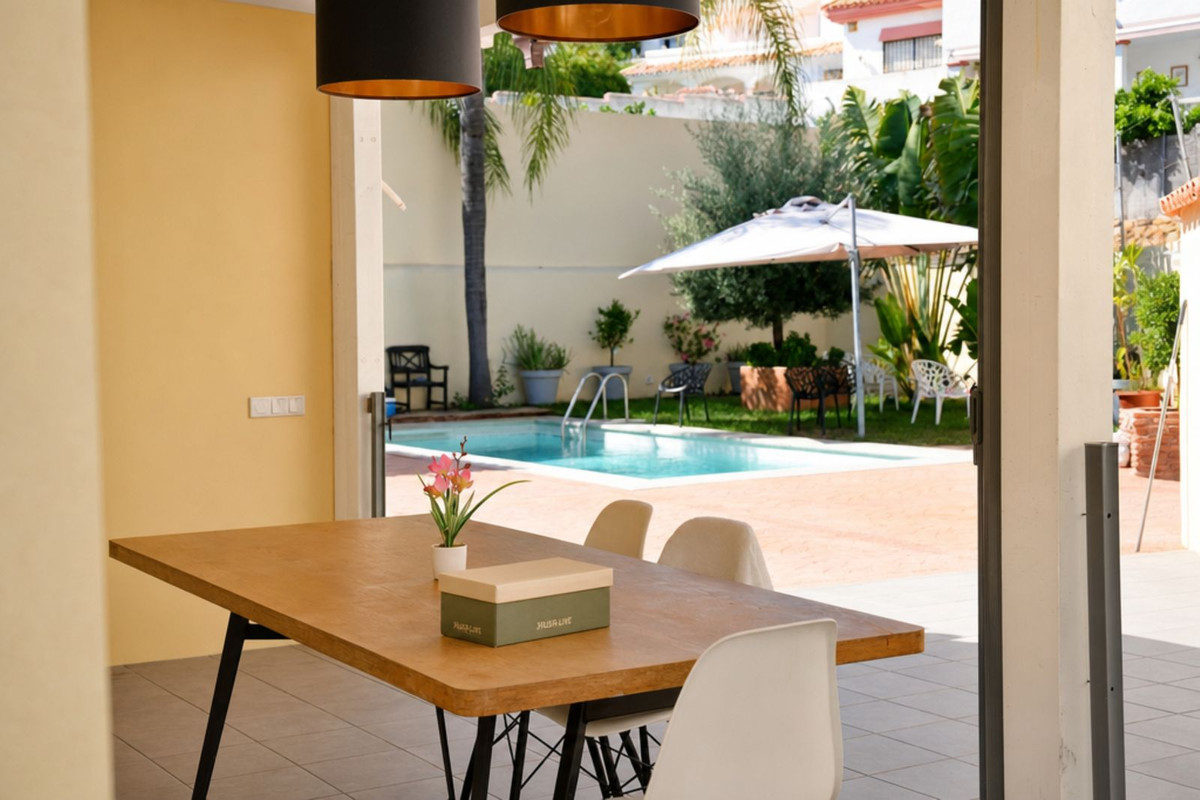 5 Bed Townhouse for sale in Marbella Costa Del Sol, Málaga, Spain