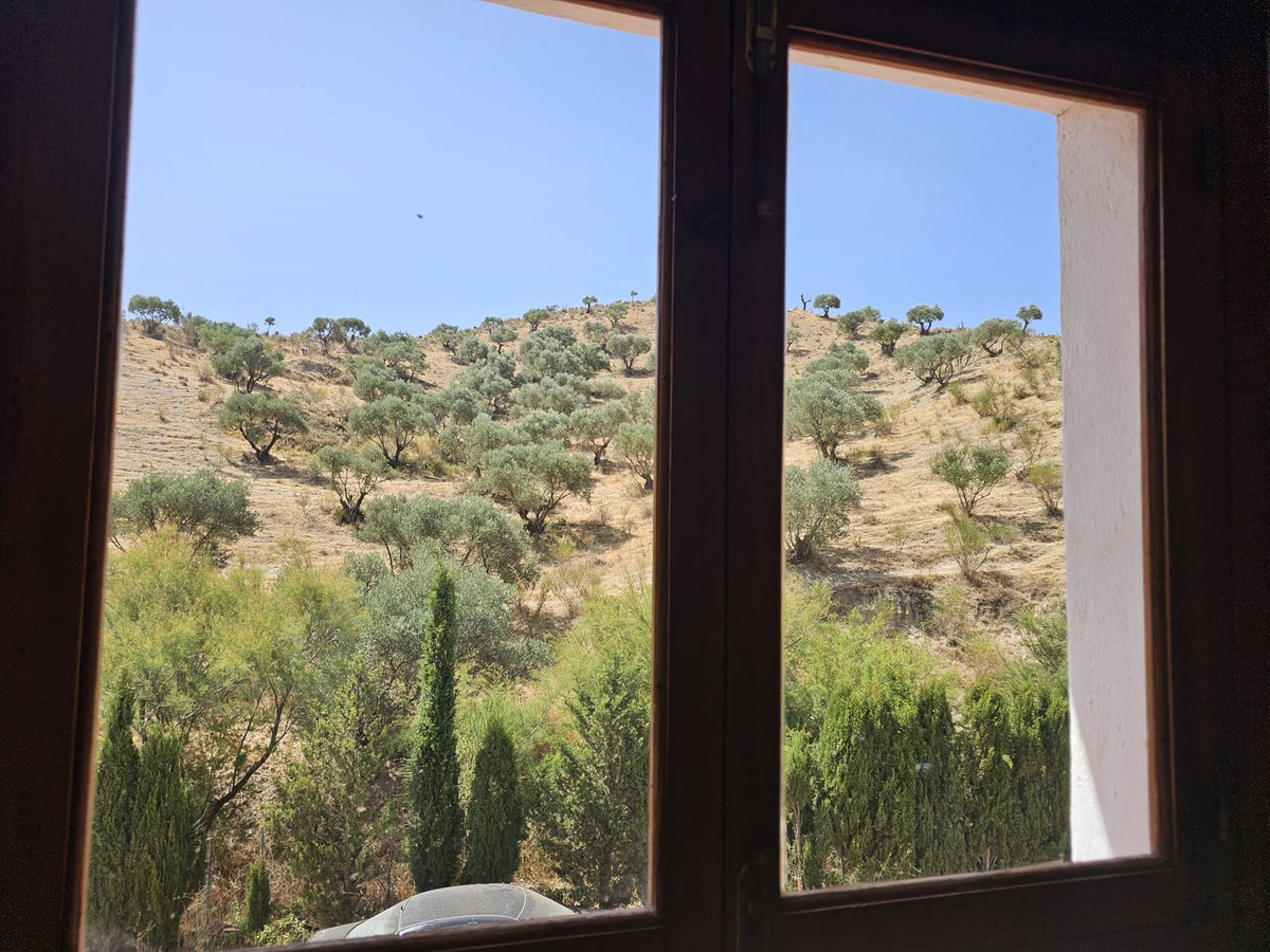 8 Bed Townhouse for sale in Antequera Costa Del Sol, Málaga, Spain