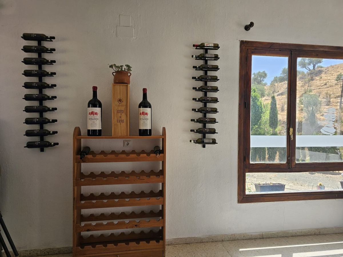 8 Bed Townhouse for sale in Antequera Costa Del Sol, Málaga, Spain