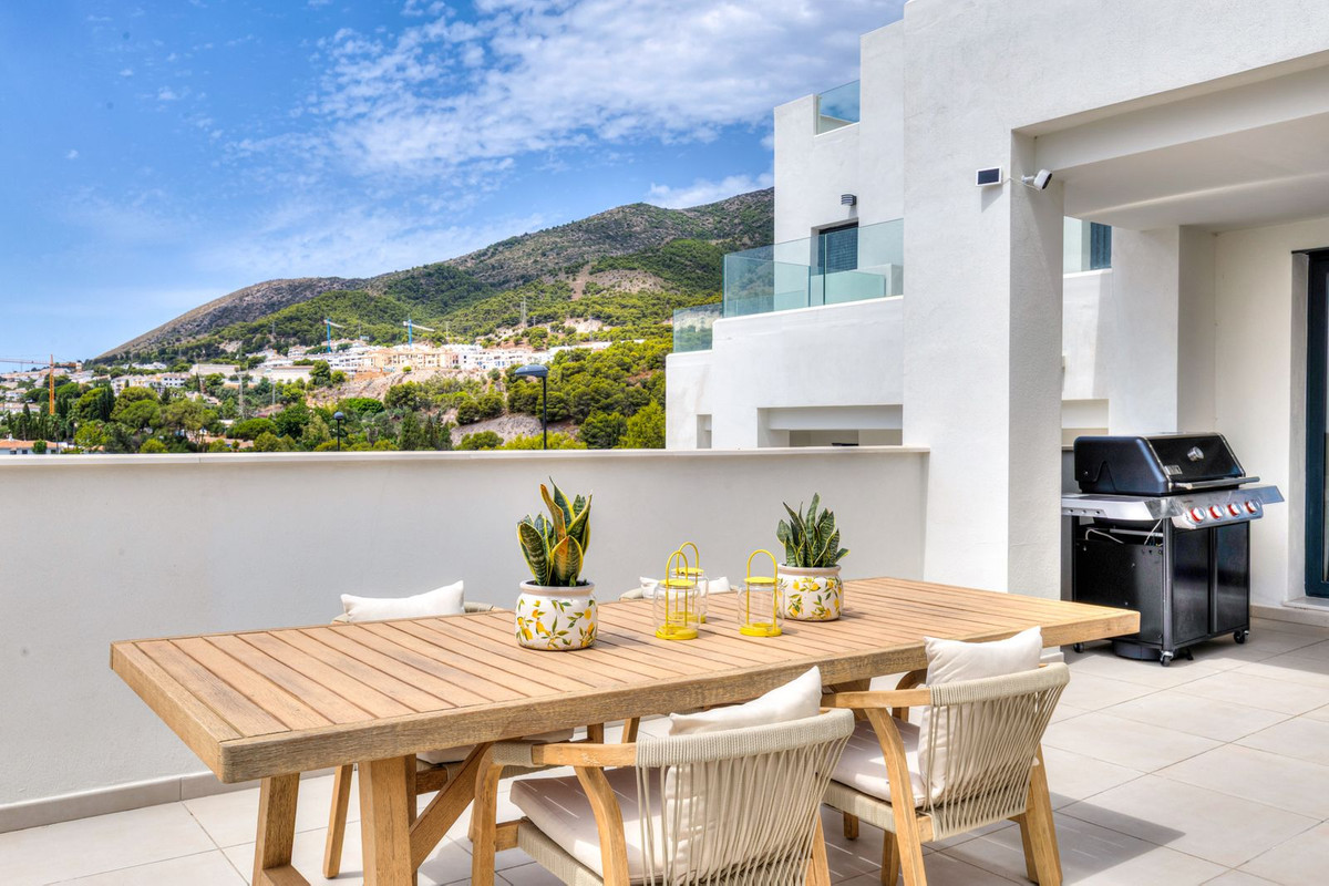 4 Bed Townhouse for sale in Benalmadena Costa Del Sol, Málaga, Spain