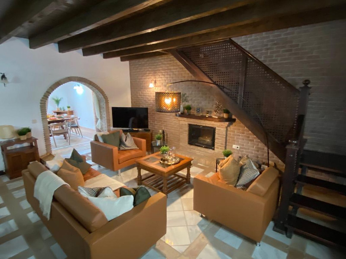 Se vende Finca - Cortijo de 4 dormitorios en Costa Del Sol, Málaga, España