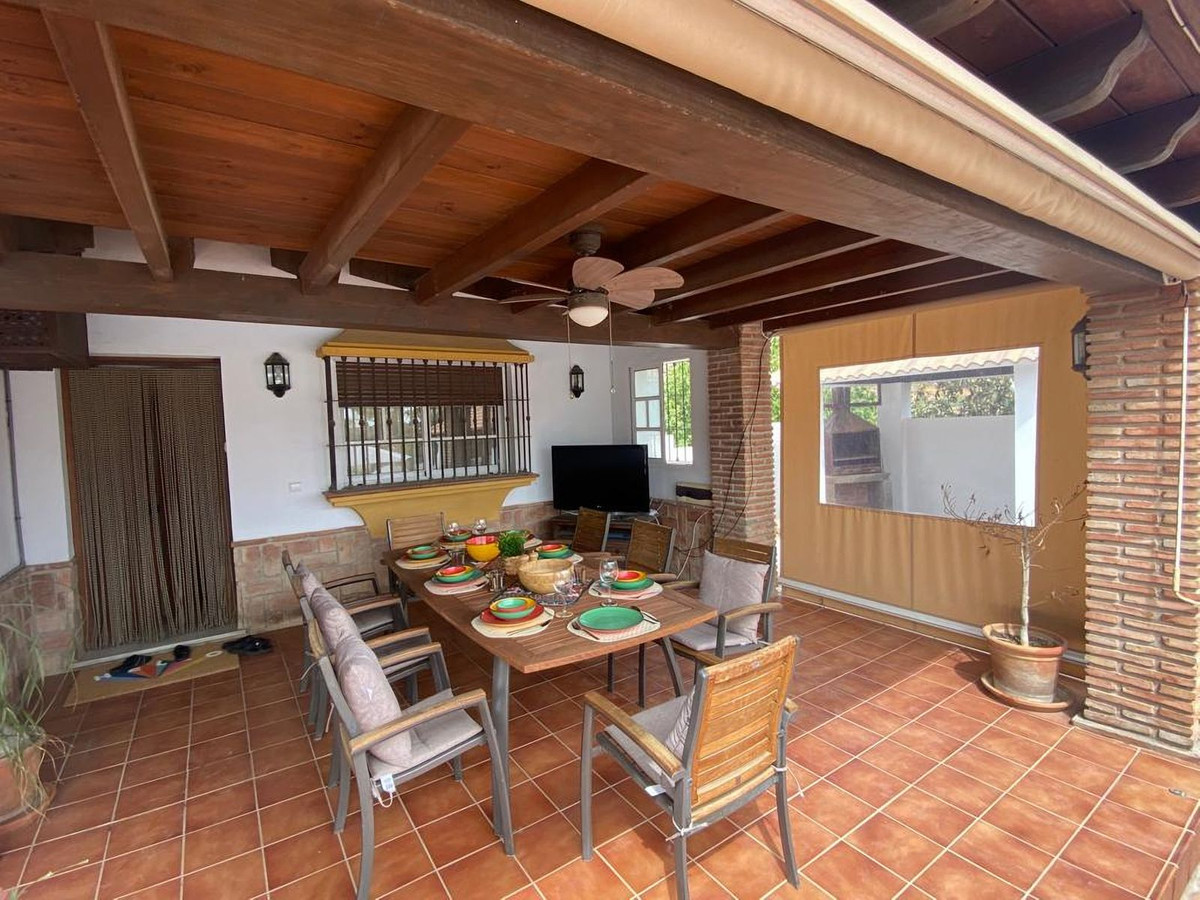 Se vende Finca - Cortijo de 4 dormitorios en Costa Del Sol, Málaga, España
