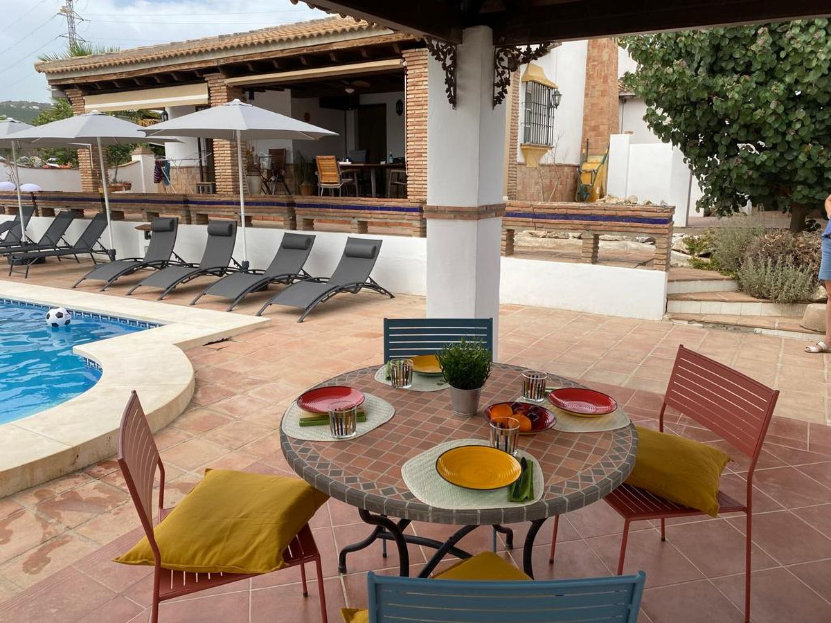 Se vende Finca - Cortijo de 4 dormitorios en Costa Del Sol, Málaga, España