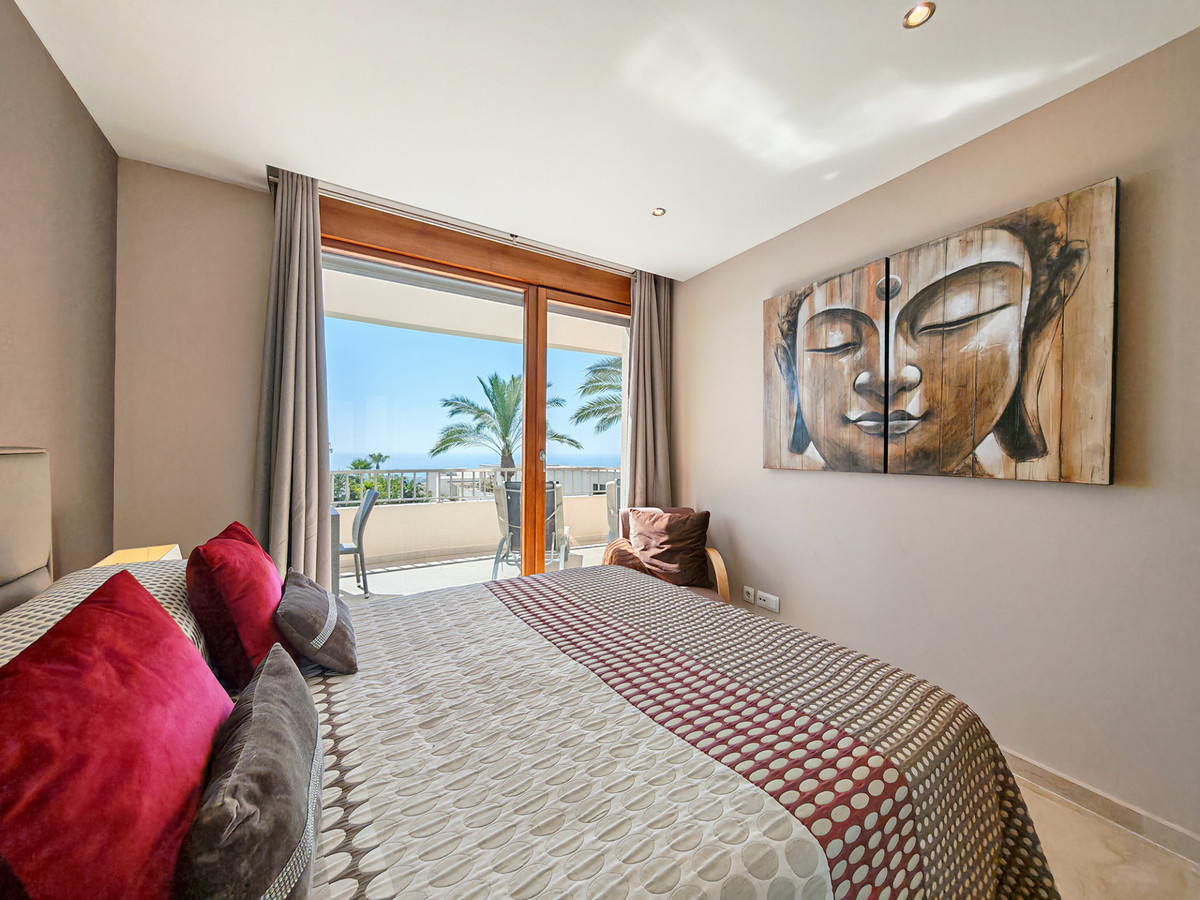 Se vende Apartamento Planta Media de 3 dormitorios en Costa Del Sol, Málaga, España