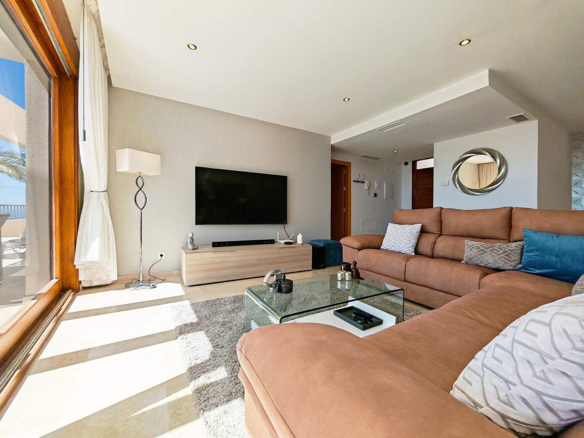 Se vende Apartamento Planta Media de 3 dormitorios en Costa Del Sol, Málaga, España