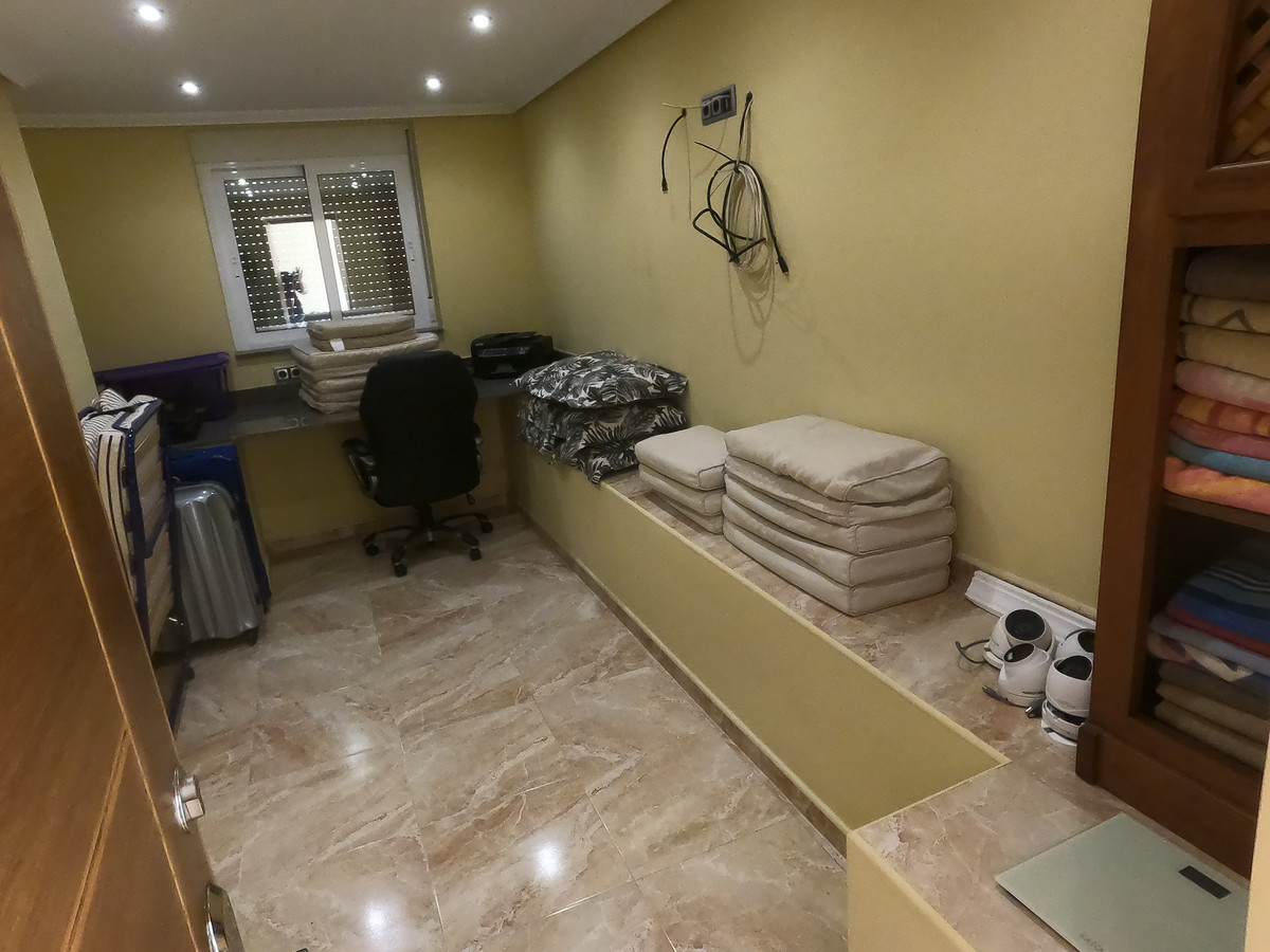 5 Bed Townhouse for sale in Algorfa Costa Blanca, Alicante, Spain