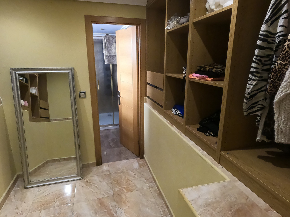 5 Bed Townhouse for sale in Algorfa Costa Blanca, Alicante, Spain