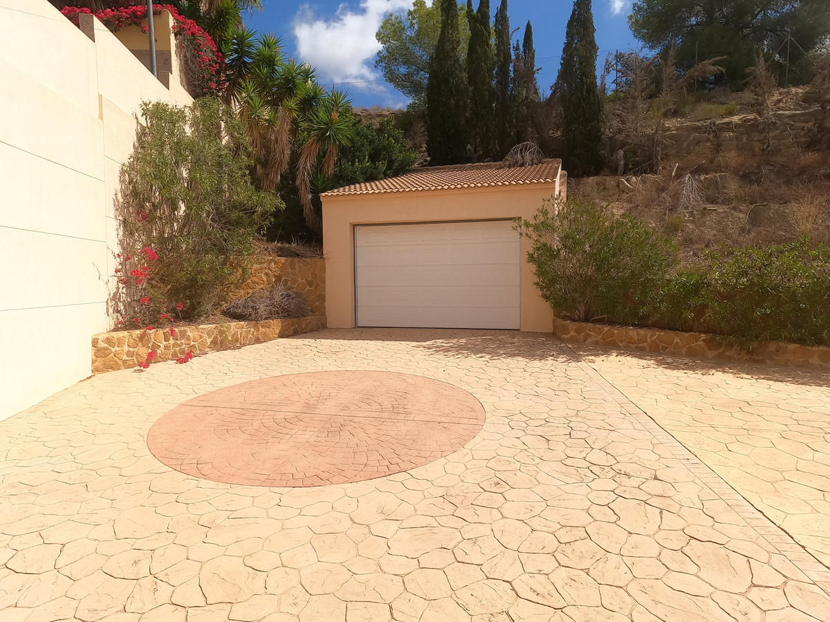 5 Bed Townhouse for sale in Algorfa Costa Blanca, Alicante, Spain