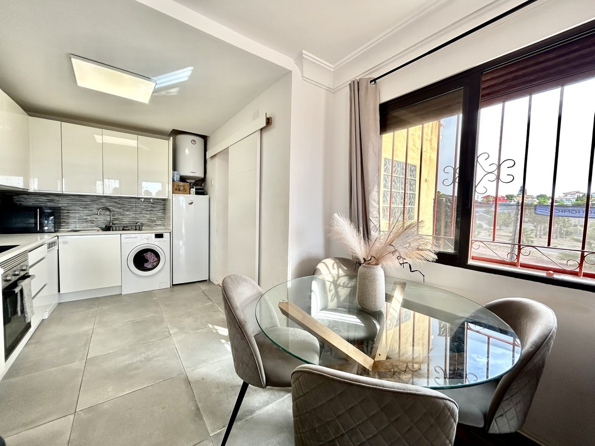 2 Bed Townhouse for sale in Blue Lagoon Costa Blanca, Alicante, Spain