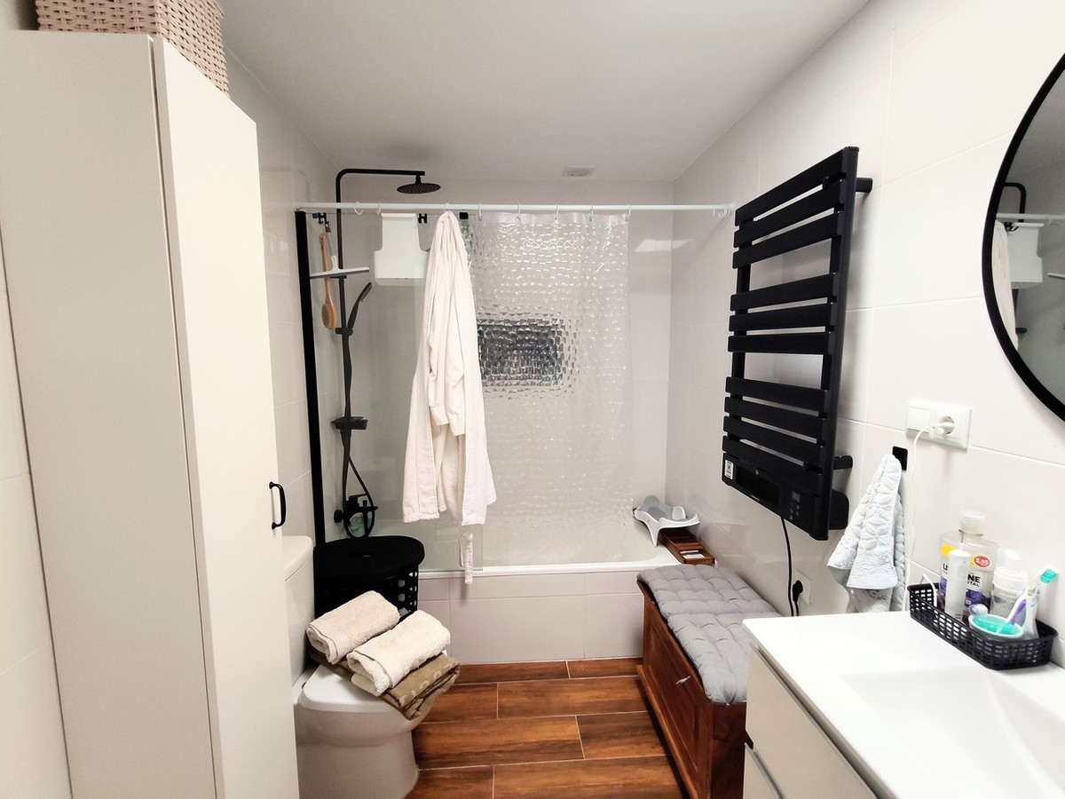 1 Bed Townhouse for sale in Torrevieja Costa Blanca, Alicante, Spain