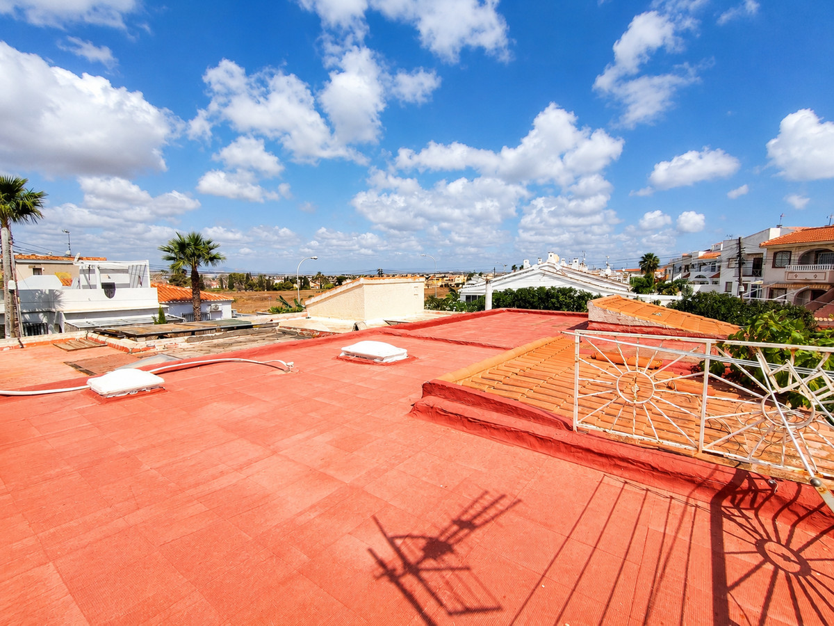 1 Bed Townhouse for sale in Torrevieja Costa Blanca, Alicante, Spain
