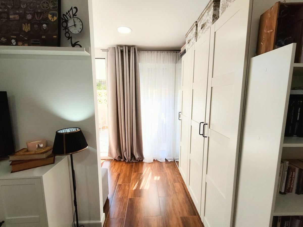 1 Bed Townhouse for sale in Torrevieja Costa Blanca, Alicante, Spain