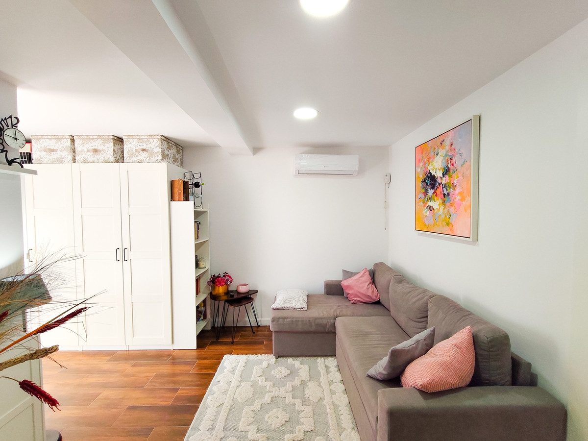 1 Bed Townhouse for sale in Torrevieja Costa Blanca, Alicante, Spain