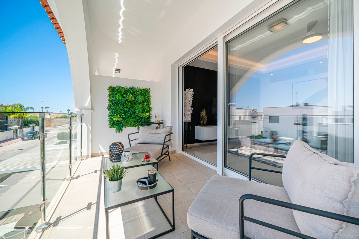 2 Bed Apartment for sale in Ciudad Quesada Costa Blanca, Alicante, Spain