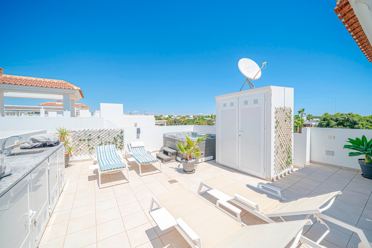 2 Bed Apartment for sale in Ciudad Quesada Costa Blanca, Alicante, Spain