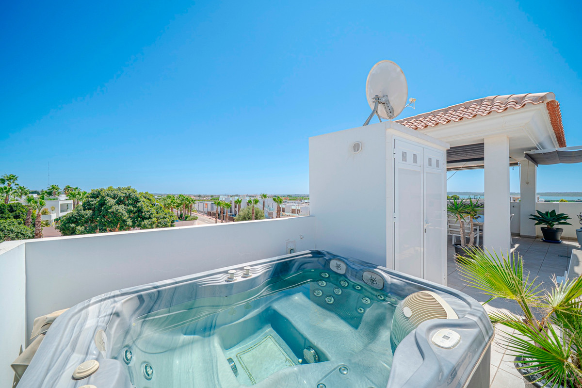 2 Bed Apartment for sale in Ciudad Quesada Costa Blanca, Alicante, Spain