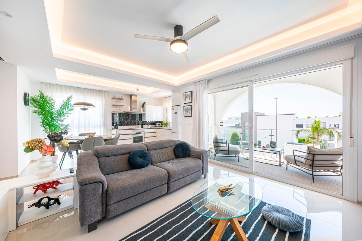 2 Bed Apartment for sale in Ciudad Quesada Costa Blanca, Alicante, Spain