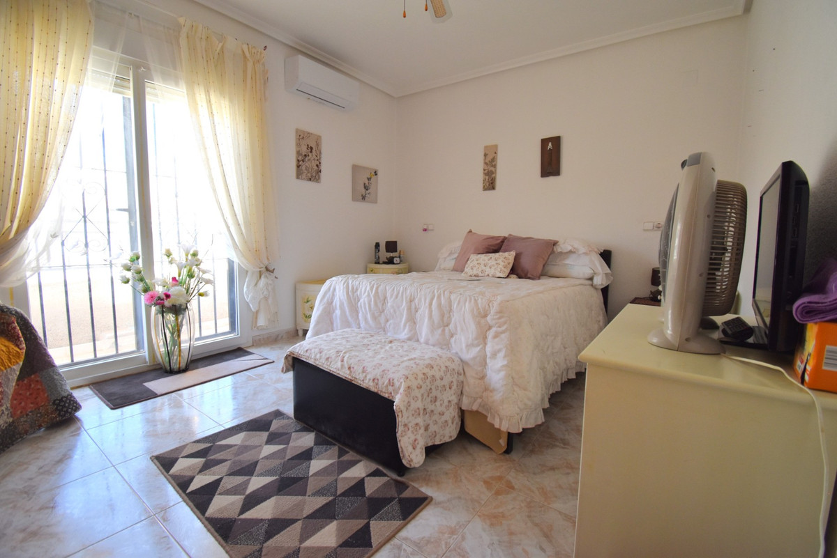 4 Bed Townhouse for sale in Playa Flamenca Costa Blanca, Alicante, Spain