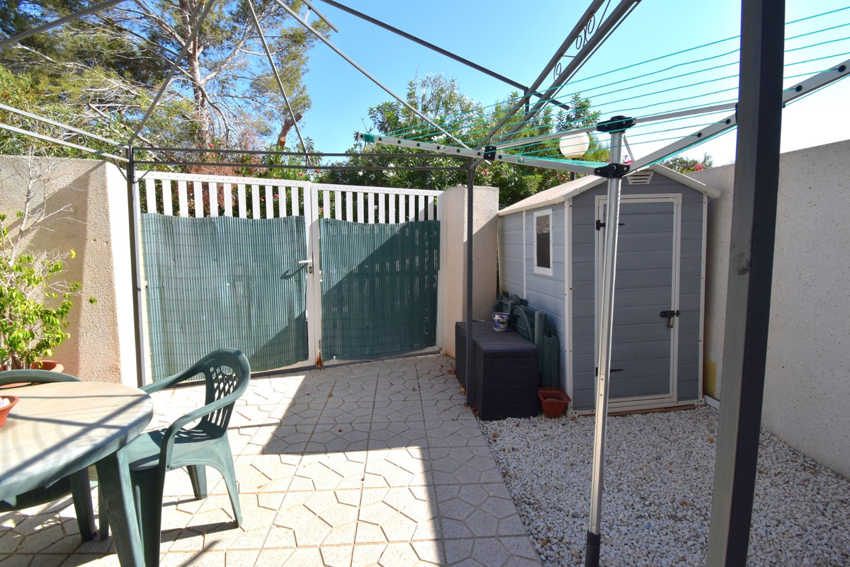 4 Bed Townhouse for sale in Playa Flamenca Costa Blanca, Alicante, Spain
