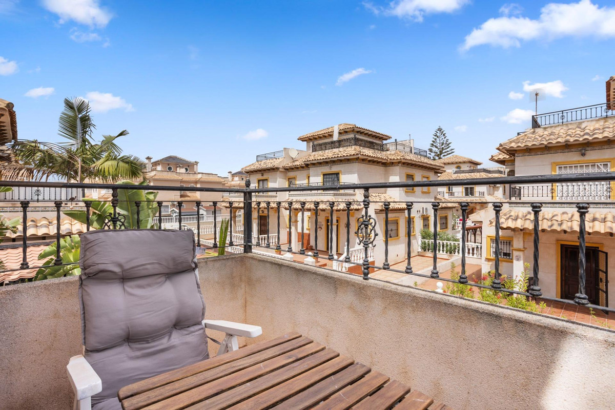 2 Bed Townhouse for sale in La Regia Costa Blanca, Alicante, Spain