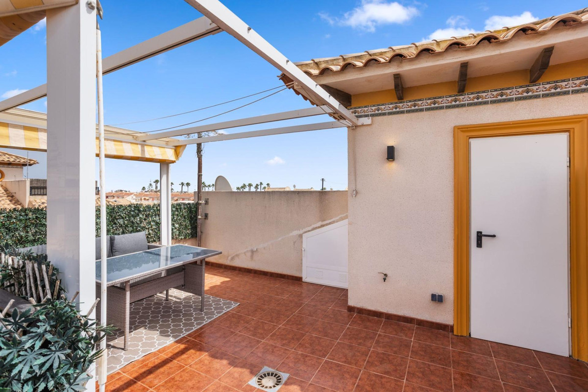 2 Bed Townhouse for sale in La Regia Costa Blanca, Alicante, Spain