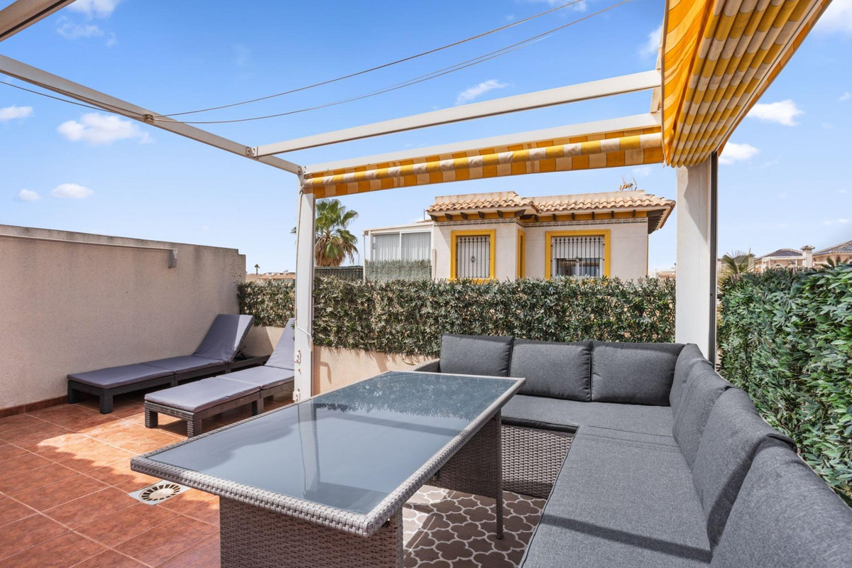 2 Bed Townhouse for sale in La Regia Costa Blanca, Alicante, Spain