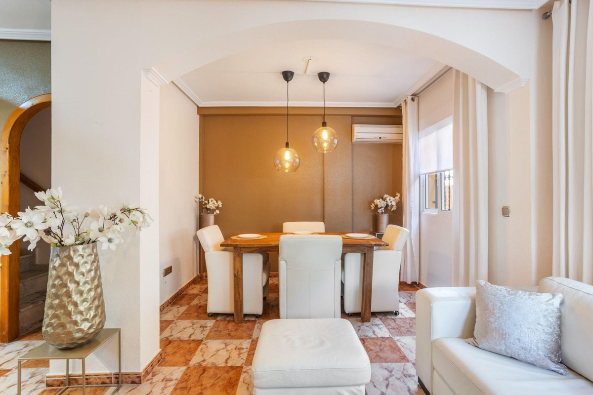 2 Bed Townhouse for sale in La Regia Costa Blanca, Alicante, Spain